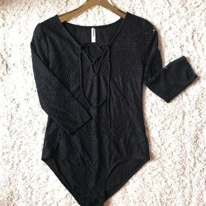 BLACK Lace  Bodysuit 3/4 Sleeve Sz L NWOT